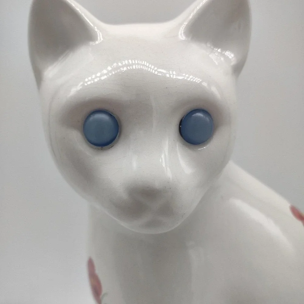 Cat Al Cobaca Portugal White Ceramic Painted Spring Flowers Blue Jewel Eyes Cat